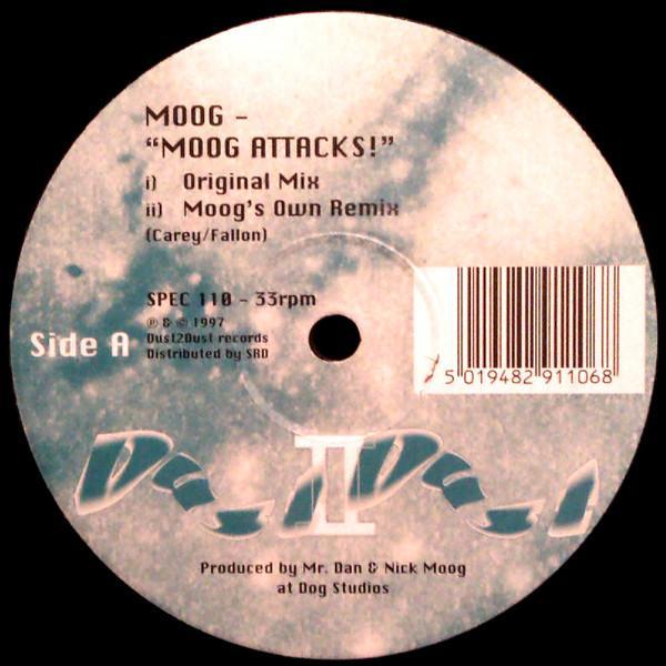 Moog (3) - Moog Attacks!