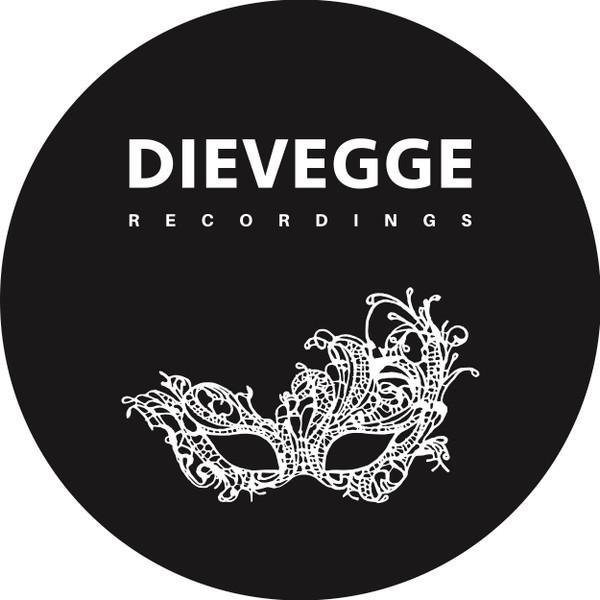 Ouvrijster - Make Me Move EP